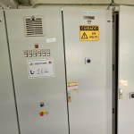 01 ARMÁRIO PAINEL ELÉTRICO 2 PORTAS COM INVERSOR DE 4 SIEMENS, MODELO: SINAMICS POWER MODULE 240-2, MOTOR: 4KW, TENSÃO ENTRADA 380-480V