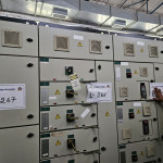 01 PAINEL QUADRUPLO C/ 7 DEPARTAMENTOS C/ DISJUNTOR AUXILIARES C/ 09