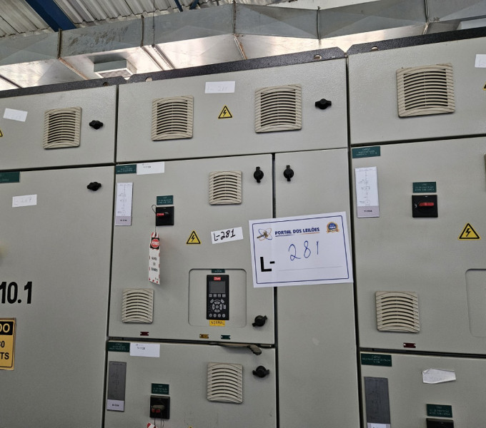 01 PAINEL TRIPLO C/2 INVERSORES C7 PG 1/2
