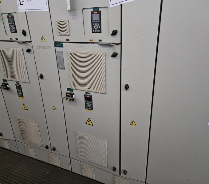 01 PAINEL DUPLO C/2 INVERSORES C9