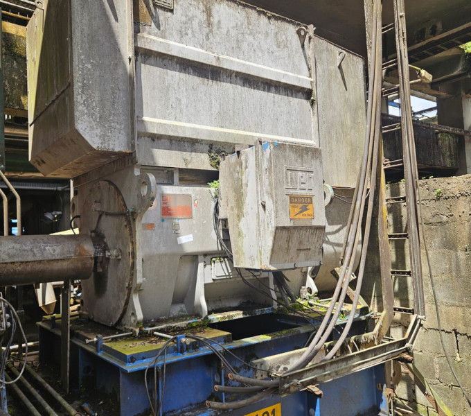 01 EXAUSTOR C/ MOTOR WEG 630CV, K-4101 C/ BASE DE VIGAS