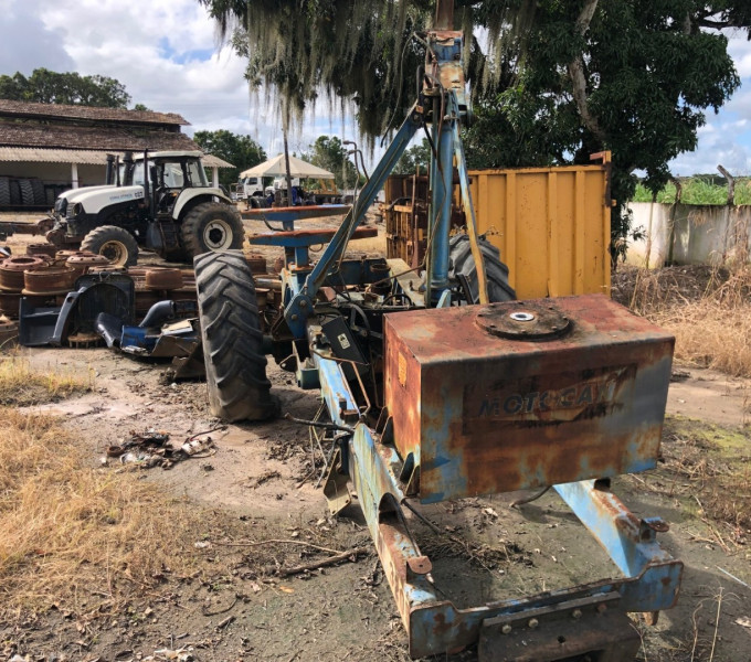 CARREGADEIRA NEW HOLLAND TS 6000 DANIFICADA, ANO 2011, DANIFICADA, FROTA 0620005, CHASSI ZBCE91735, (OBS: CABINE DANIFICADA, COM MOTOR), NÃO VAI A MEIA LANÇA