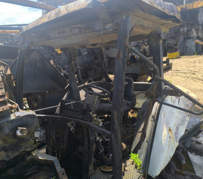 TRATOR YTO, DESMONTADO,(OBS: SUCATEADO)