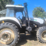 TRATOR YTO 1804, ANO 2011, FROTA 0520032, CHASSI 31190624, RODANDO, (OBS: EMBREAGEM DEFEITO, CABINE REGULAR, SEM AR, SEM BRAÇO HIDRAULICO)