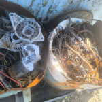 SUCATA MATERIAL ELÉTRICO, ( TRANSFORMADOR MAQUINA  DE SOLDA, FIAÇÃO ELETRICA, MOTOR DE PARTIDA, LANTERNA)