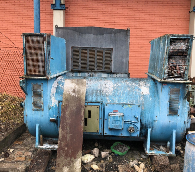 01 GERADOR WEG - 2500 KVA
