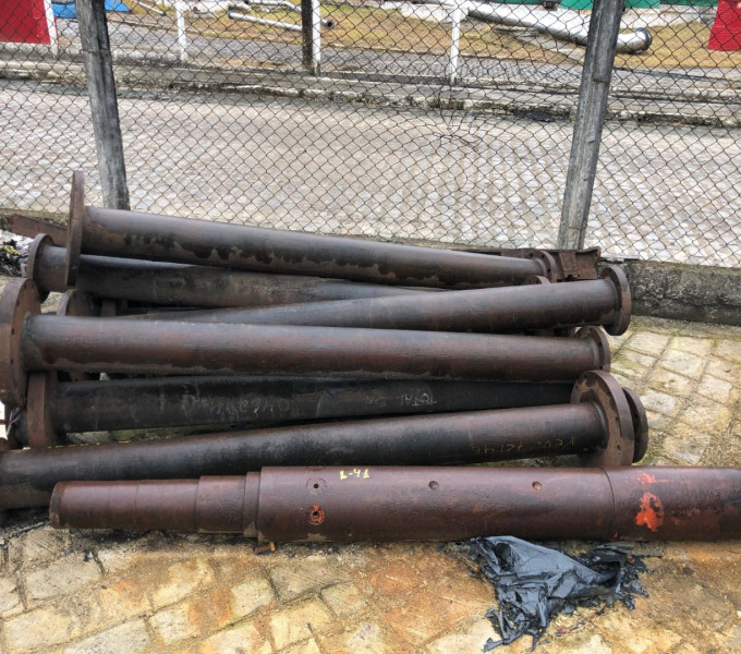 DIVERSOS TUBO DE FERRO FUNDIDO DE APROX. 2 METROS(APROX. 10 UNID.)