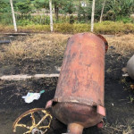 02 VALVULAS FERRO FUNDIDO DE 8 E 10", 02 MANCAIS DE FERRO FUNDIDO, 02 BALANÇAS DE AC, 01 TANQUE DE FIBRA QUEBRADO, 01 MESA DE CORTE VERTICAL, DIVERSAS CALHAS DE PLASTICO DE RESFRIAMENTO
