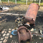 02 VALVULAS FERRO FUNDIDO DE 8 E 10", 02 MANCAIS DE FERRO FUNDIDO, 02 BALANÇAS DE AC, 01 TANQUE DE FIBRA QUEBRADO, 01 MESA DE CORTE VERTICAL, DIVERSAS CALHAS DE PLASTICO DE RESFRIAMENTO