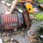 01 MOTOR, EIXO SEPARADO, S/ IDENTIFICAÇÃO