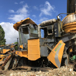 COLHEDORA VALTRA BE 1035E, ANO 2015, FROTA 0920006, CHASSI 2015S00041, (OBS: PAROU FUNCIONANDO, TA SEM UNIDADE, SEM CAMOREI, TA SEM ESTEIRA, SEM DIVISOR DE LINHA LADO DIREITO, CABINE BOA, ROLO TOMBADOR FORA, ELEVADOR FORA DO LUGAR)
