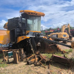 COLHEDORA VALTRA BE 1035E, ANO 2015, FROTA 0920006, CHASSI 2015S00041, (OBS: PAROU FUNCIONANDO, TA SEM UNIDADE, SEM CAMOREI, TA SEM ESTEIRA, SEM DIVISOR DE LINHA LADO DIREITO, CABINE BOA, ROLO TOMBADOR FORA, ELEVADOR FORA DO LUGAR)