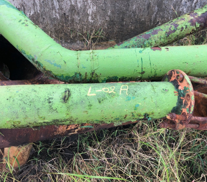 SUCATA DE TUBOS DE DIVERSAS POLEGADAS, APROXIMADAMENTE 5 TON.