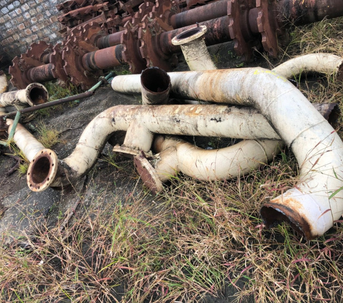 SUCATA DE TUBOS DE DIVERSAS POLEGADAS, APROXIMADAMENTE 5 TON.