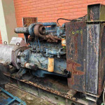 01 GERADOR WEG 400KVA