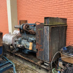 01 GERADOR WEG 400KVA