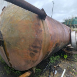 01 TANQUE DE FIBRA QUEBRADO