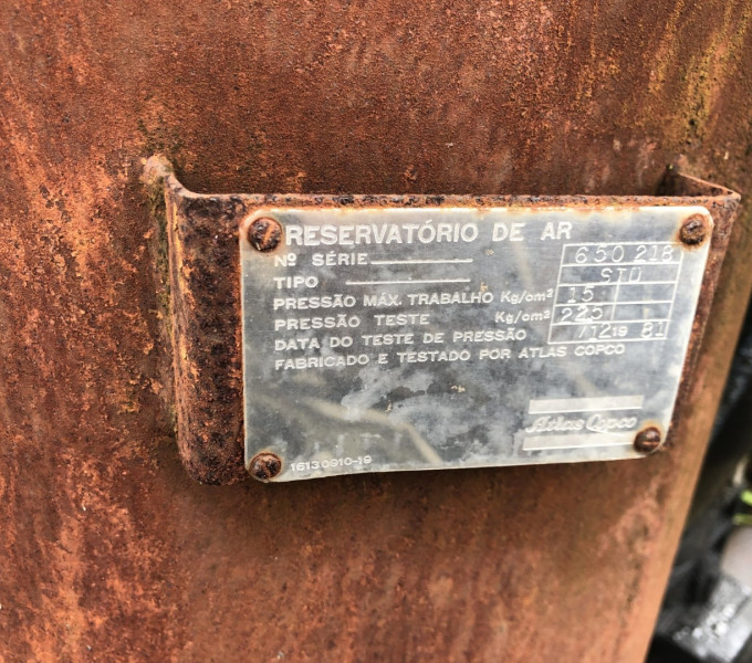 01 GERADOR COM RESERVATORIO DE AR STD - DANIFICADO