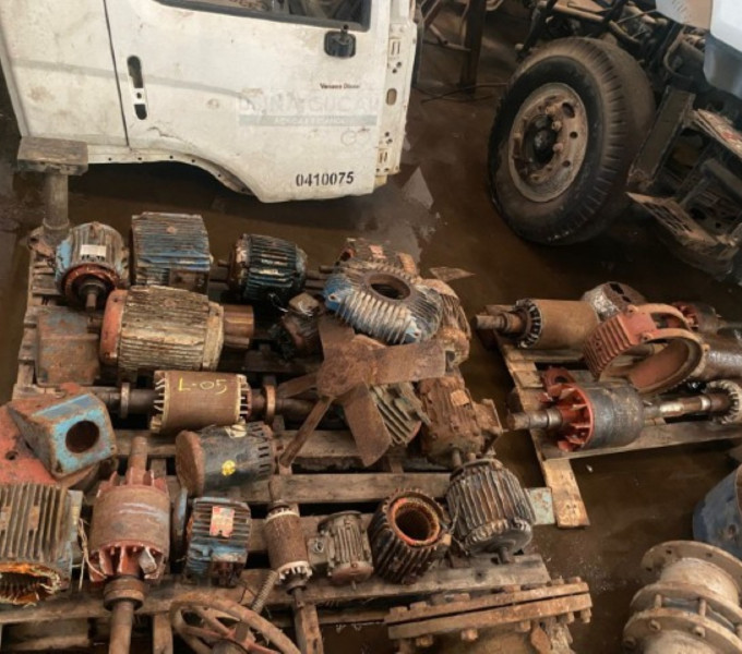28  motores elétricos Diversos