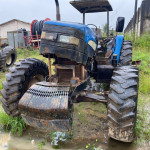 Trator de Pneus New Holland TM150
