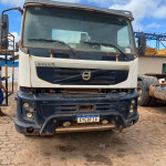 Caminhão Cavalo Mecânico VOLVO FMX 480, branco, 2011, Placa: EYC-0516