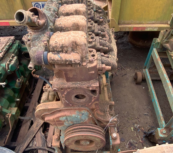 Motor a combustão Mercedes-Benz 5 cilindros