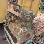 Motor a combustão John Deere 6 cilindros