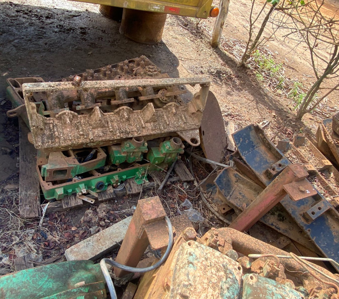 7 cabeçotes de motor John Deere