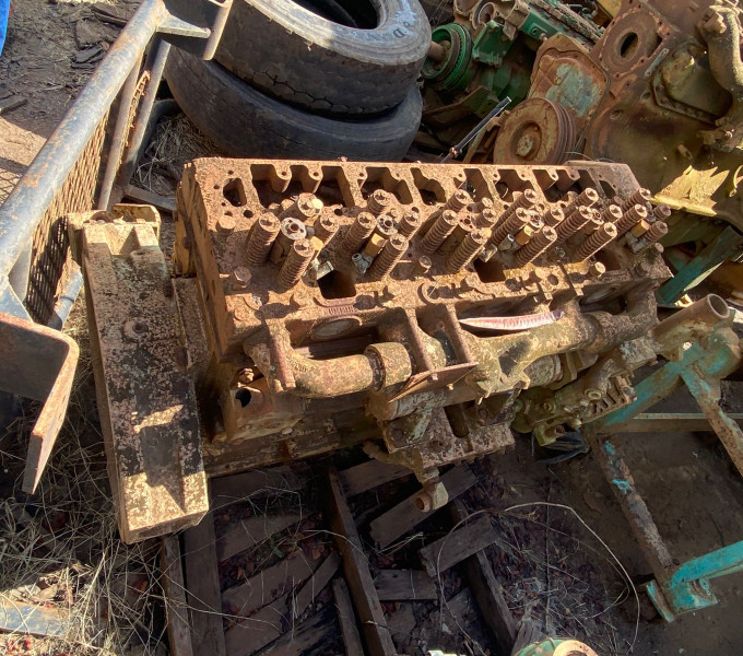 Motor a combustão cummins 6 cilindros