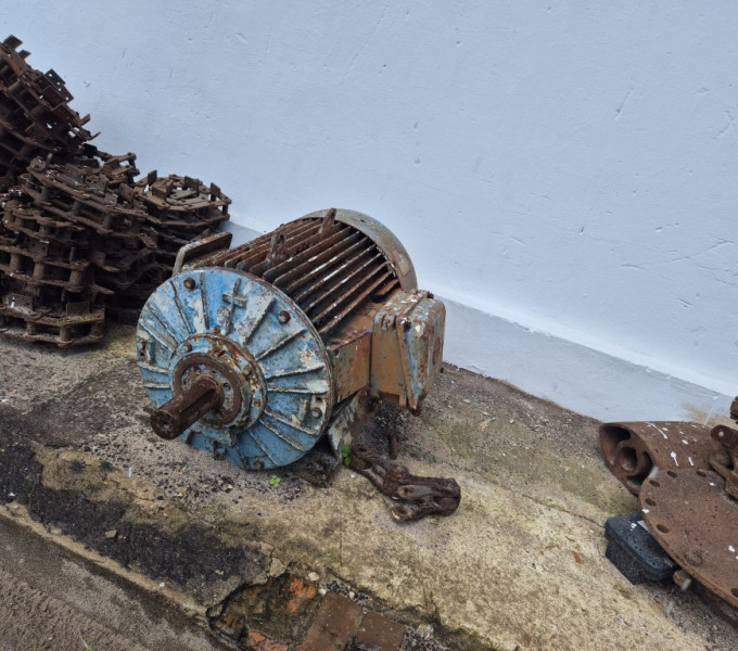 Motor elétrico LOHER, Modelo AS 315MA, 110KW