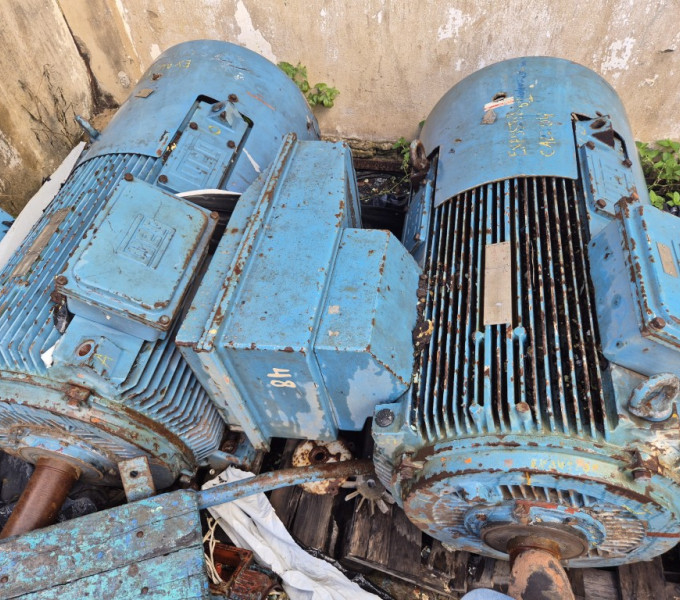 3 Motores elétricos weg, 200cv
