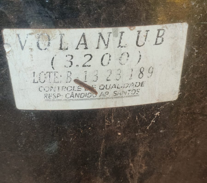 200L de oleo semisintético Volanlub + adesivos PU vedapro