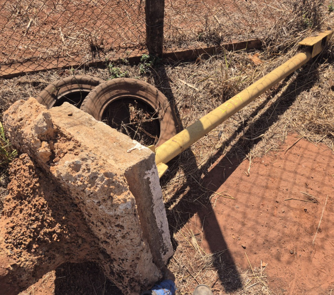 POSTE TUBULAR EM AC + ESTANTE TUBULAR AC + ELOS DE CORRENTE AC