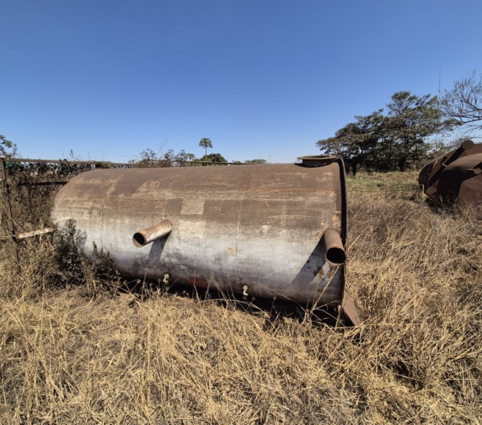 03 TANQUES HORIZONTAIS AC 12,57M³