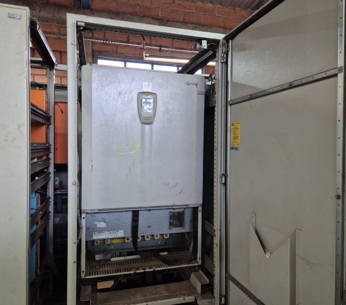 PAINEL ELETRICO TRIPLO C/ 03 INVERSORES WEG CFW09 VECTRUE
