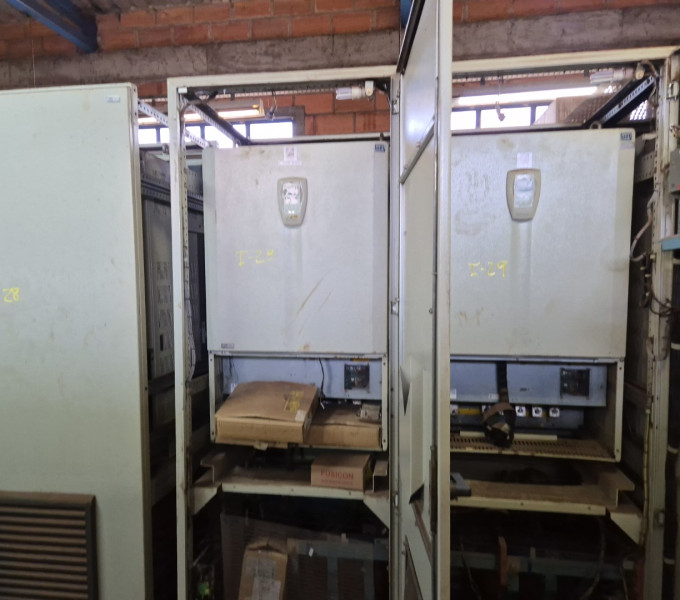 PAINEL ELETRICO TRIPLO C/ 03 INVERSORES WEG CFW09 VECTRUE