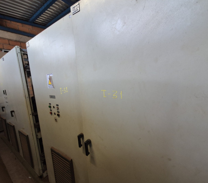 PAINEL ELETRICO DUPLO C/ 02 RETIFICADORES E BARRAMENTOS