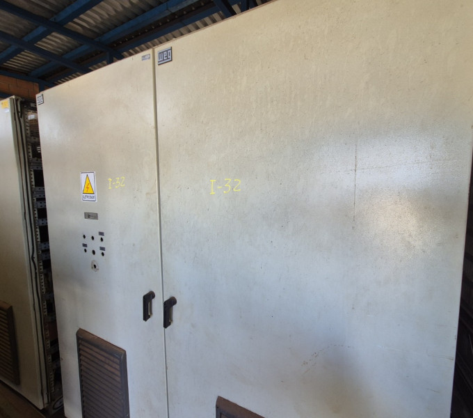 PAINEL ELETRICO DUPLO C/ 02 RETIFICADORES E BARRAMENTOS