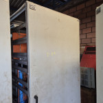 PAINEL ELETRICO C/ RETIFICADOR E BARRAMENTOS