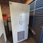 PAINEL ELETRICO C/ RETIFICADOR E BARRAMENTOS, DISJUNTORES
