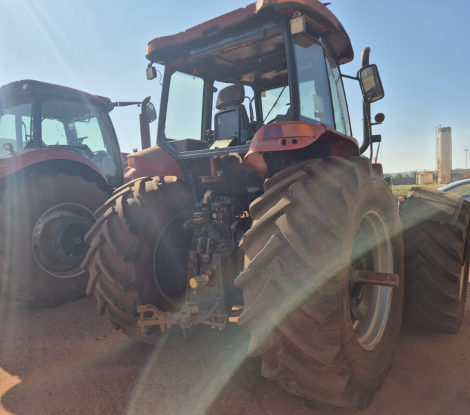 TRATOR DE PNEUS CASE MX 165-4, 2009, Z9CD58232