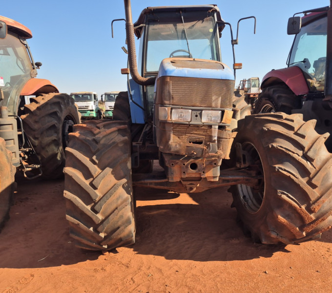 TRATOR DE PNEUS NEW HOLLAND TM 7030500, 2009, Z9CC53801