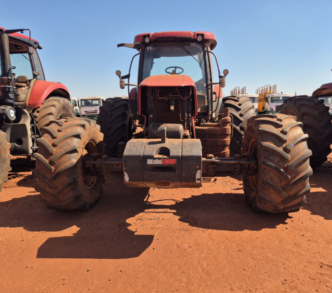 TRATOR DE PNEUS CASE 225, 2014, HCCZC225TDCR16464