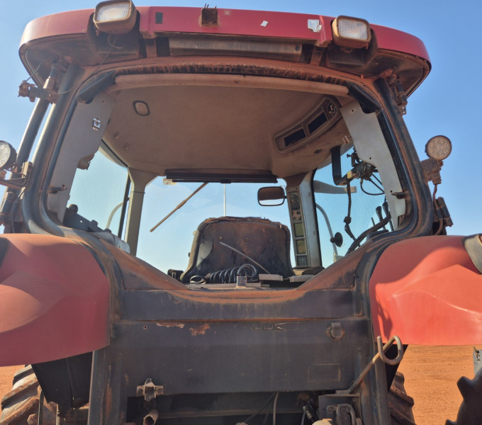 TRATOR DE PNEUS CASE 225, 2014, HCCZC225TDCR16464