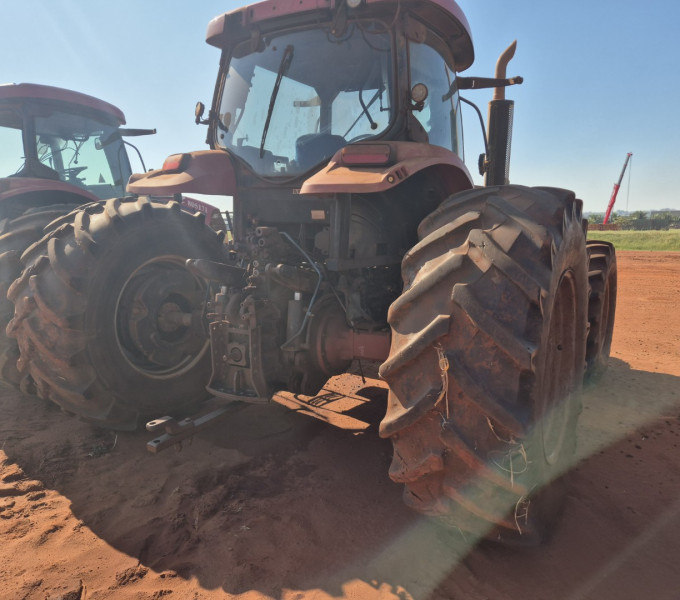 TRATOR DE PNEUS CASE 225, 2014, HCCZC225HDCR17304
