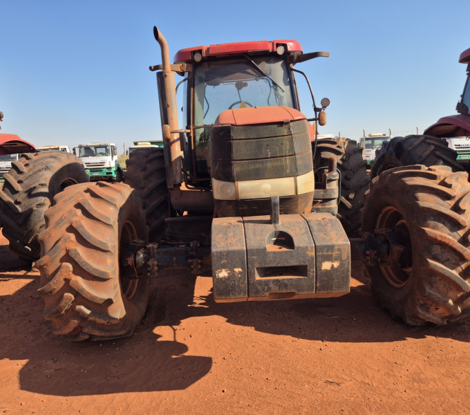 TRATOR DE PNEUS CASE 225, 2014, HCCZC225HDCR17304