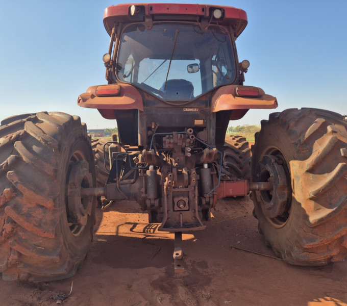 TRATOR DE PNEUS CASE 225, 2014, HCCZC225HDCR17304