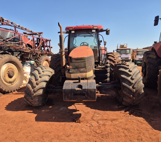 TRATOR DE PNEUS CASE PUMA 225, 2014, HCCZC225CDCR17001