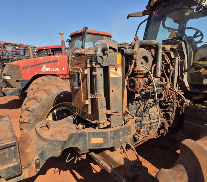 TRATOR DE PNEUS CASE 225, 2014, HCCZC225CDCR17040