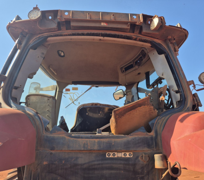 TRATOR DE PNEUS CASE 225, 2014, HCCZC225CDCR17040